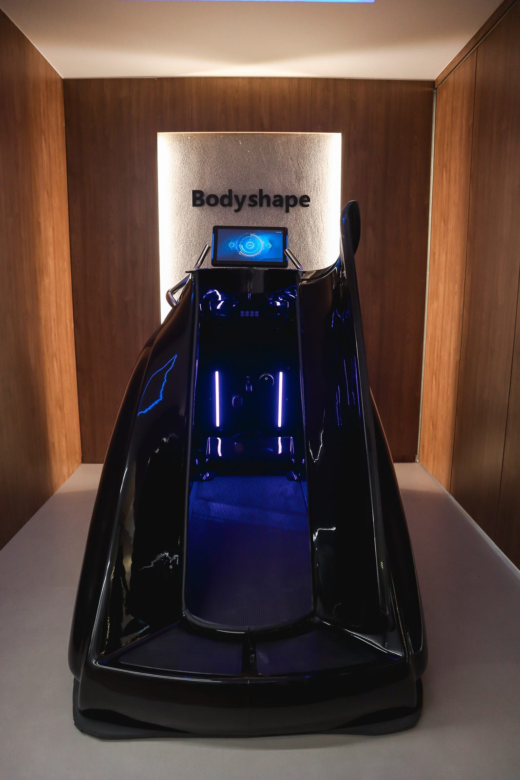 BODYSHAPE no Studio Biotech Wellness — cápsula de vácuo e infravermelho em sala exclusiva com acabamento em madeira